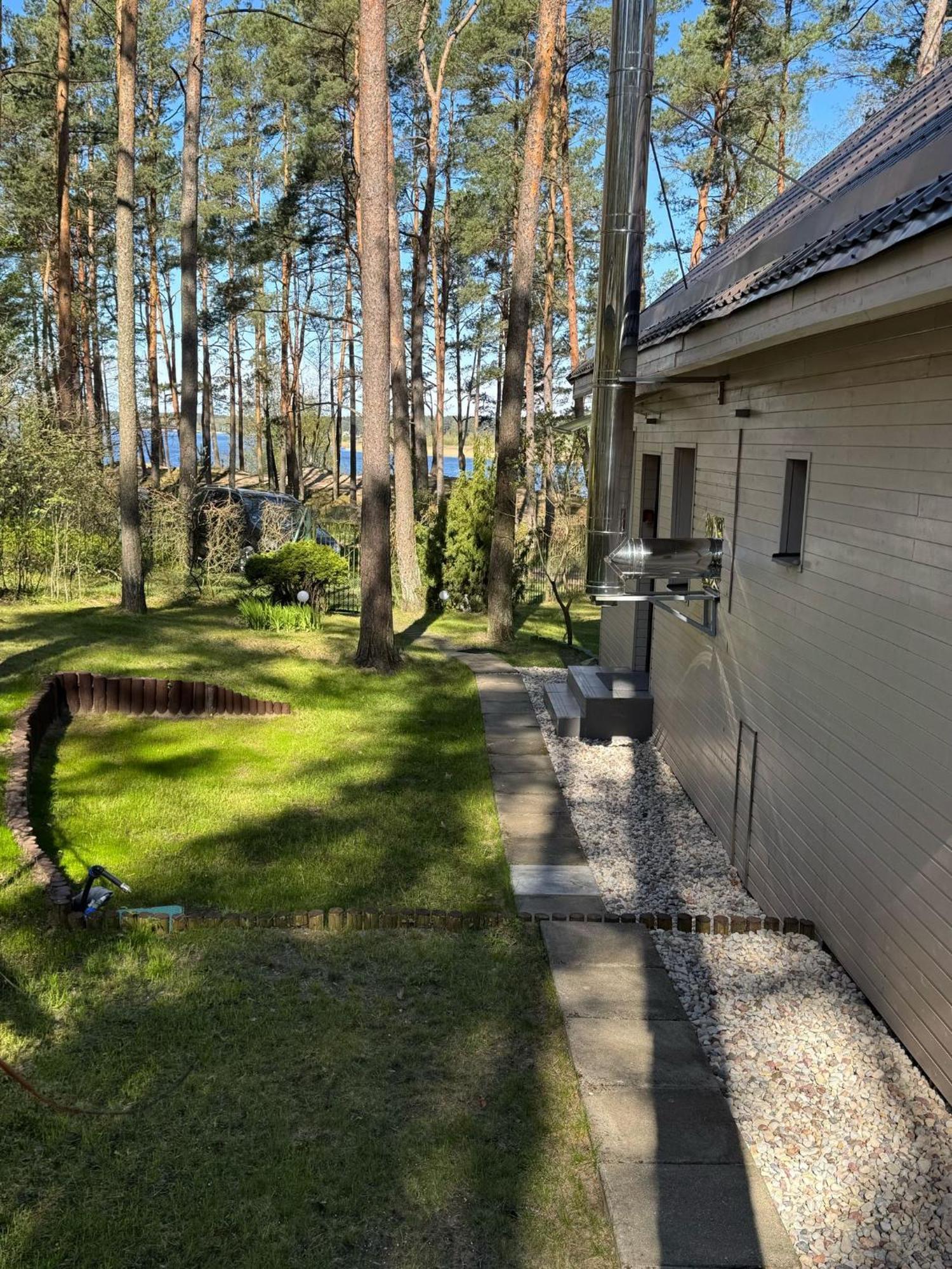 River Bank Vacation Home Юрмала Экстерьер фото